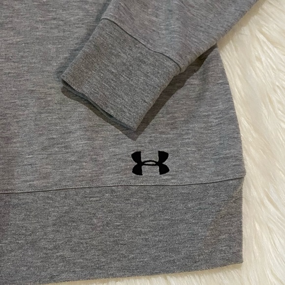 Under Armour Semi-Fitted Crew Sweatshirt G… - Picture 4 of 8
